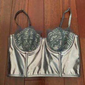 NWOT Victoria’s Secret lacy corset/bustier/bra